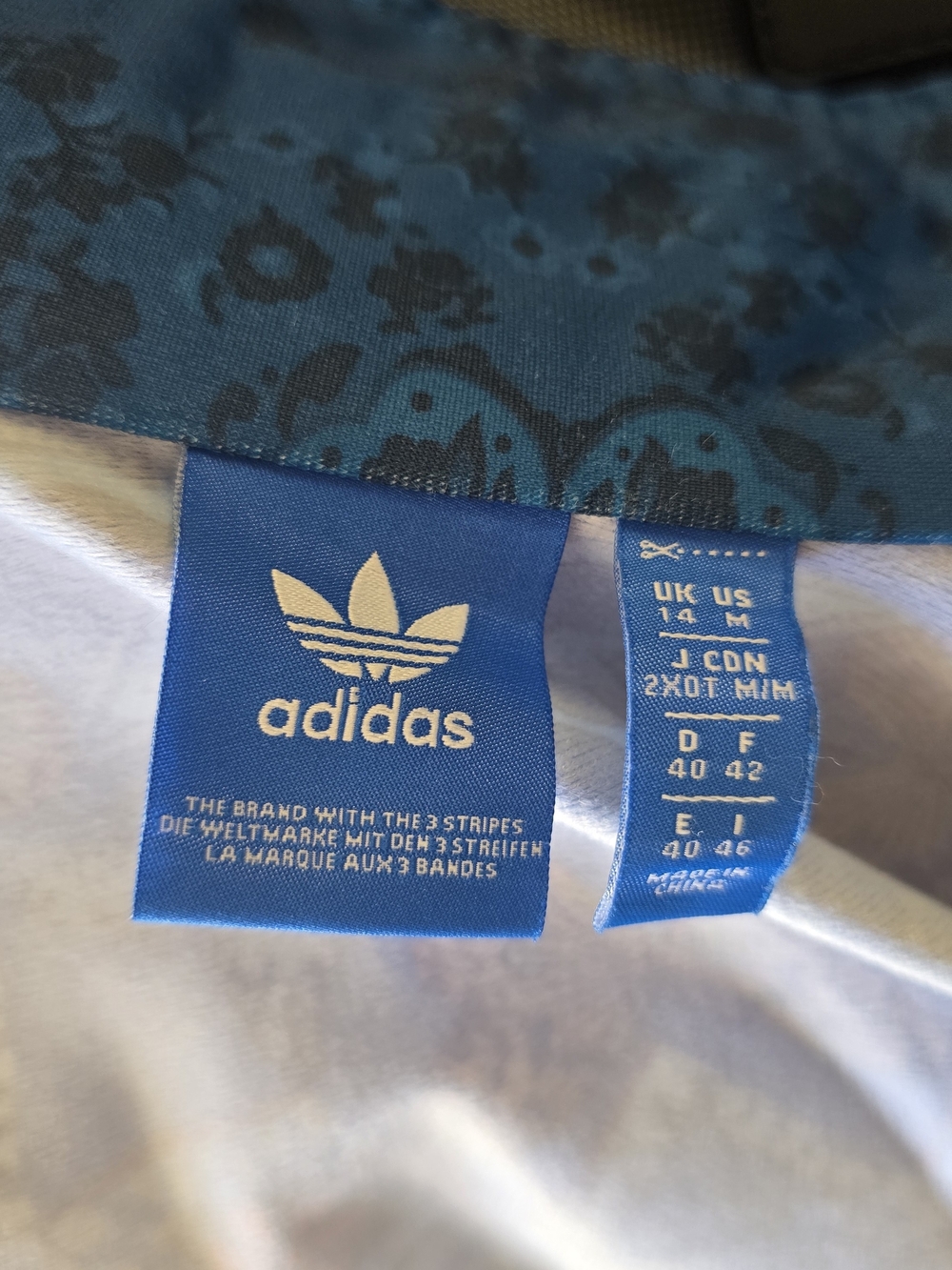 Adidas Original- Farm Rio Women's Blue Bomber Jacket with Pink Stripe Accents M - Picture 6 of 7